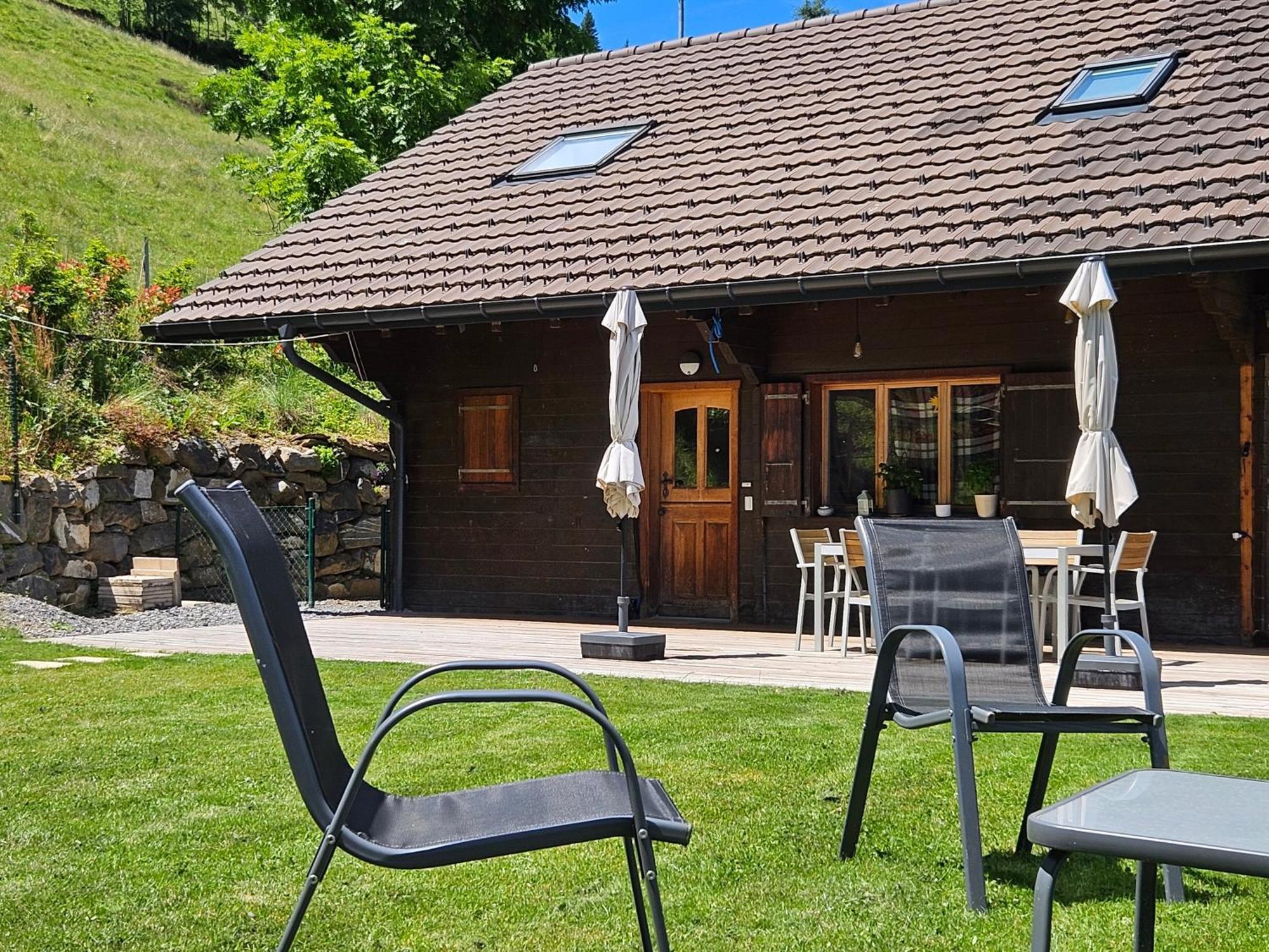 Sweet & Cosy Chalet In The Heart Of The Swiss Alps Troistorrents Bagian luar foto