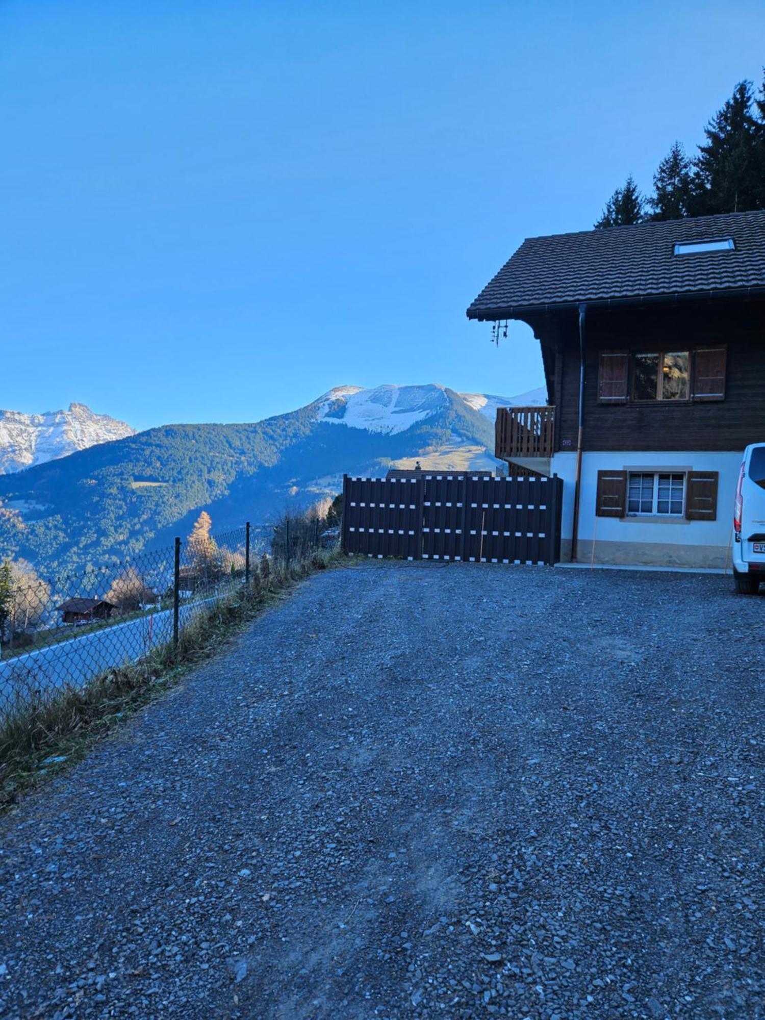 Sweet & Cosy Chalet In The Heart Of The Swiss Alps Troistorrents Bagian luar foto